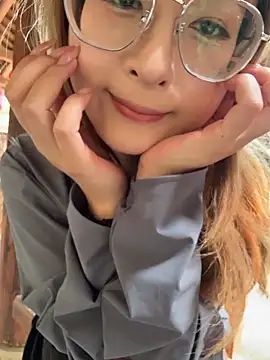 yuki june online show from 04/16/26, 07:09