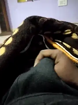 Snapshot of samsharma- chatting on 12/18/25, 01:55 samsharma- online show from 12/18/25, 01:55