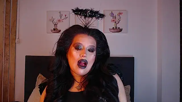 Snapshot of Andrea_secret_ chatting on 10/25/25, 04:57 Andrea secret  online show from 10/25/25, 04:57