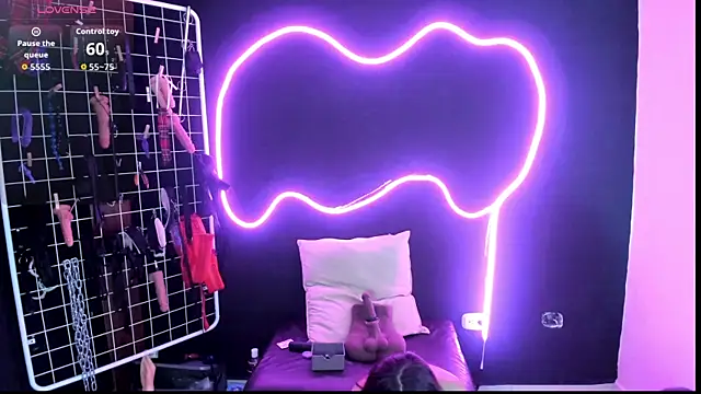 Mistress Megan BDSM online show from 11/06/25, 07:26