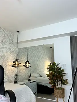 Snapshot of EMILIIA_RICHTER__ chatting on 09/29/25, 07:08 EMILIIA RICHTER online show from 09/29/25, 07:08