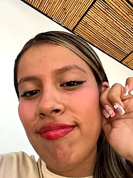 Snapshot of EMILIIA_RICHTER__ chatting on 10/07/25, 06:49 EMILIIA RICHTER online show from 10/07/25, 06:49