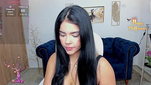 Mila blaze online show from 10/28/25, 12:14