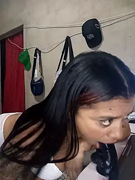 Isabela Foxx1 online show from 10/18/25, 11:38