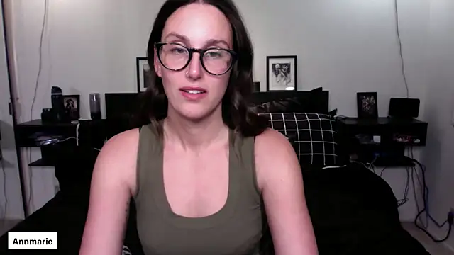 Snapshot of annmarieferrara chatting on 11/21/25, 03:38 annmarieferrara online show from 11/21/25, 03:38