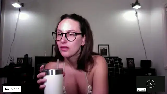 annmarieferrara online show from 04/03/26, 02:15