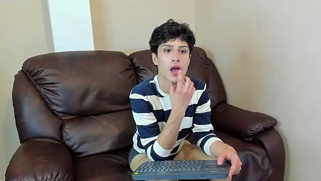 Xam Collen online show from 01/10/26, 07:48