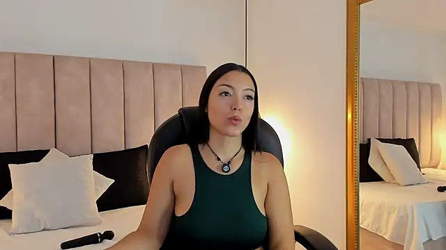 Megan-8 online show from 04/01/26, 01:41