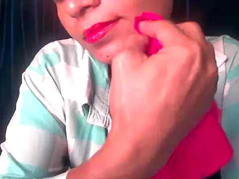 Snapshot of Sangeetha5 chatting on 09/28/25, 08:14 Sangeetha5 online show from 09/28/25, 08:14