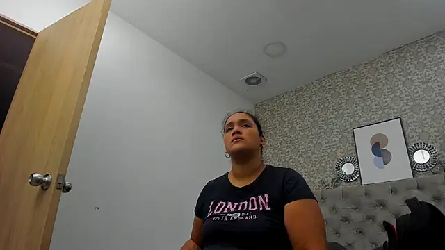 Hanna Marshall  online show from 10/22/25, 11:32