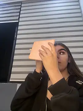 Snapshot of SofiaFontaiine chatting on 11/13/25, 03:38 SofiaFontaiine online show from 11/13/25, 03:38