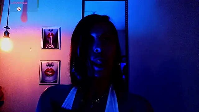 Snapshot of Angel-dragun chatting on 09/25/25, 03:21 Angel-dragun online show from 09/25/25, 03:21