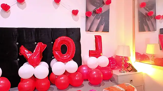 Angel-dragun online show from 02/15/26, 03:36