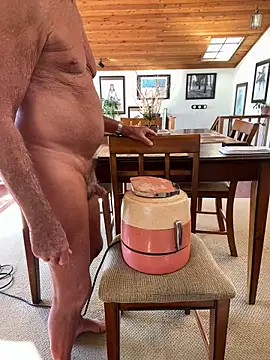 Snapshot of Nataku10 chatting on 11/01/25, 09:06 Nataku10 online show from 11/01/25, 09:06