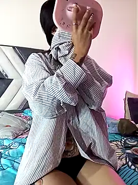 Emily Cat18 online show from 09/17/25, 03:57