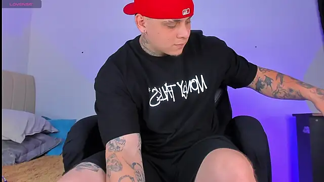 denis munera online show from 10/11/25, 04:16