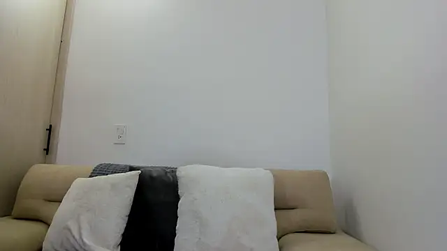 Biscuit oliva online show from 10/25/25, 04:02