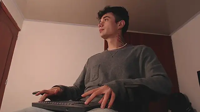 jaico santos online show from 11/29/25, 06:11