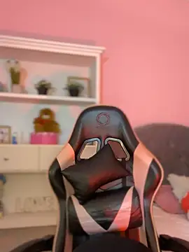 camila1 torres  online show from 03/02/26, 06:48