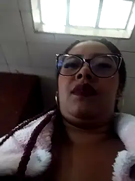 Snapshot of Ebony-Goddess19 chatting on 11/11/25, 03:12 Ebony-Goddess19 online show from 11/11/25, 03:12