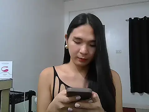 cumslut selena69 online show from 05/22/26, 12:11