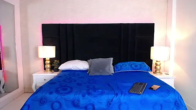 SkylerBigxxx online show from 05/17/26, 03:59
