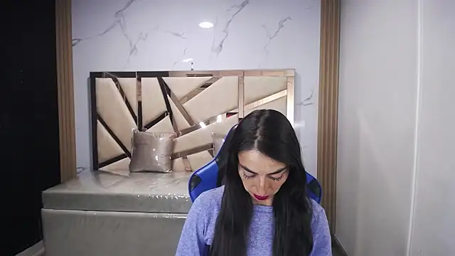 Snapshot of Maily_a_ chatting on 10/29/25, 03:09 Maily a online show from 10/29/25, 03:09