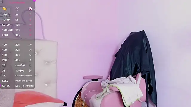 Snapshot of Yuni_kim chatting on 11/15/25, 03:08 Yuni kim online show from 11/15/25, 03:08