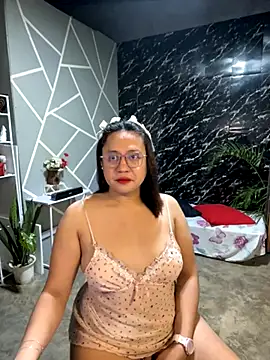 Snapshot of 1aquaticangel69 chatting on 11/02/25, 09:11 1aquaticangel69 online show from 11/02/25, 09:11