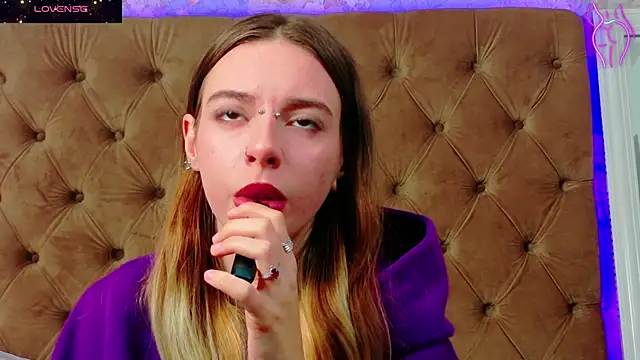 Snapshot of CoraVex chatting on 12/05/25, 05:05 CoraVex online show from 12/05/25, 05:05