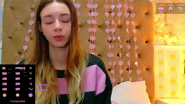 CoraVex online show from 02/14/26, 05:15