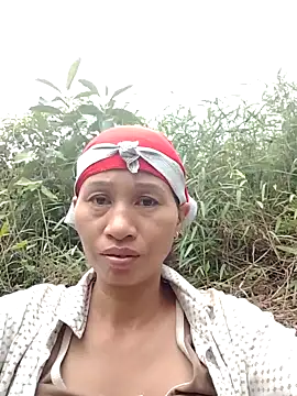 Snapshot of donna-bae chatting on 11/05/25, 12:54 donna-bae online show from 11/05/25, 12:54