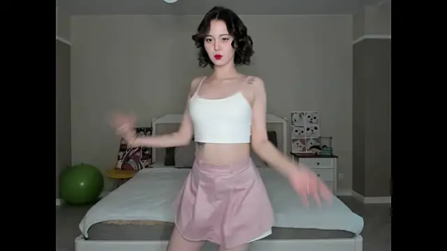 red mok online show from 09/25/25, 12:25