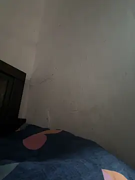 Snapshot of sweetreddy-02 chatting on 09/29/25, 06:51 sweetreddy-02 online show from 09/29/25, 06:51