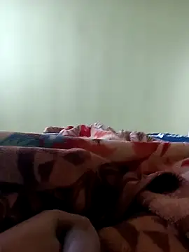 Snapshot of romero115 chatting on 11/27/25, 09:55 romero115 online show from 11/27/25, 09:55