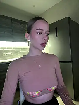 Snapshot of MissOyee chatting on 01/15/26, 07:39 MissOyee online show from 01/15/26, 07:39