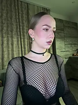 Snapshot of MissOyee chatting on 02/12/26, 07:20 MissOyee online show from 02/12/26, 07:20