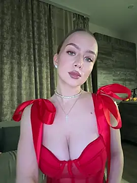 Snapshot of MissOyee chatting on 02/14/26, 07:54 MissOyee online show from 02/14/26, 07:54