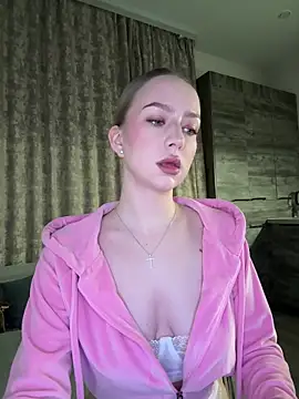 Snapshot of MissOyee chatting on 02/25/26, 07:34 MissOyee online show from 02/25/26, 07:34