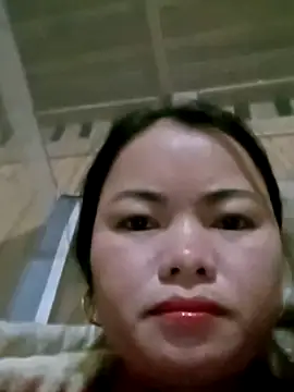 emly-xinh18 online show from 11/27/25, 01:35