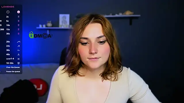 casey meow  online show from 11/11/25, 09:53