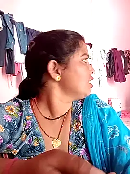 Hott locky online show from 10/06/25, 05:49