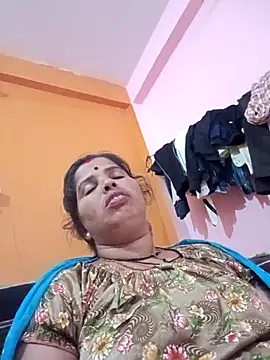 Hott locky online show from 10/08/25, 03:42