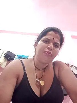 Hott locky online show from 10/15/25, 04:07