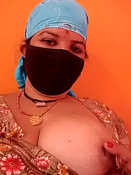 Hott locky online show from 10/24/25, 10:11