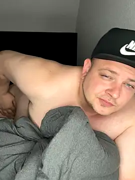 xXLustMolchXx online show from 10/01/25, 04:46