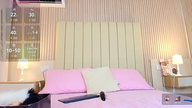 alessia moon1 online show from 02/10/26, 12:09