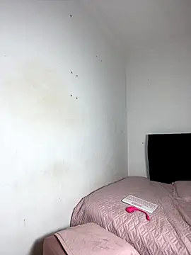 Natashaparker   online show from 12/03/25, 08:51