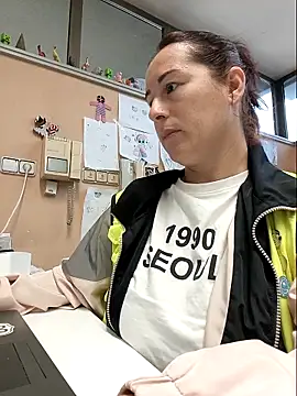 Snapshot of bichota85 chatting on 11/05/25, 10:26 bichota85 online show from 11/05/25, 10:26