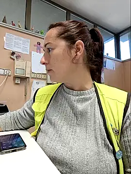 Snapshot of bichota85 chatting on 11/18/25, 11:25 bichota85 online show from 11/18/25, 11:25